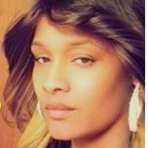 Meet your Posher, Lorraine